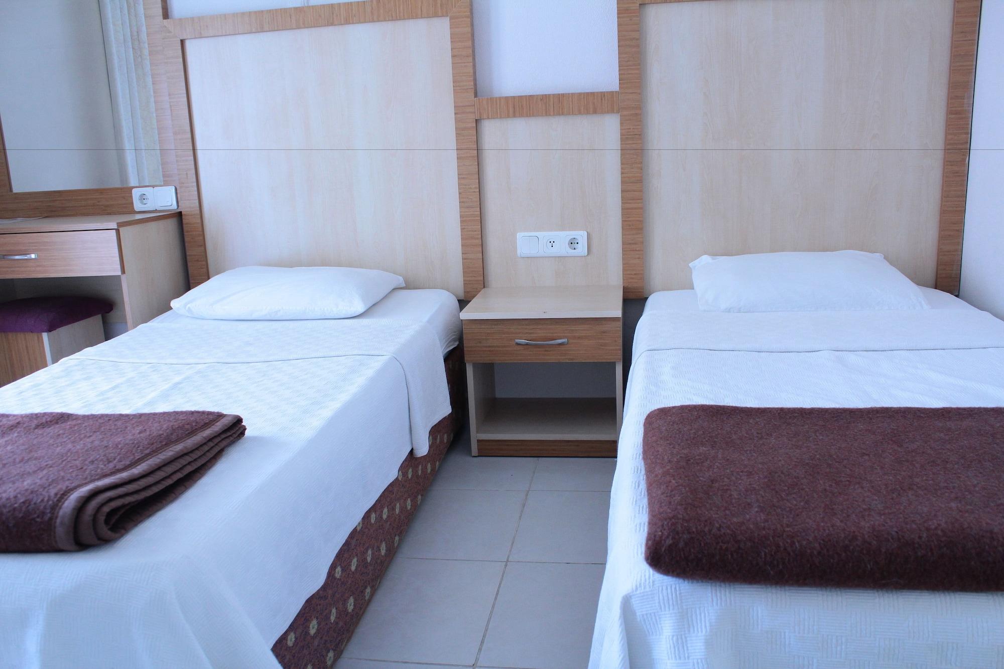 אלאניה Mola Hotel מראה חיצוני תמונה