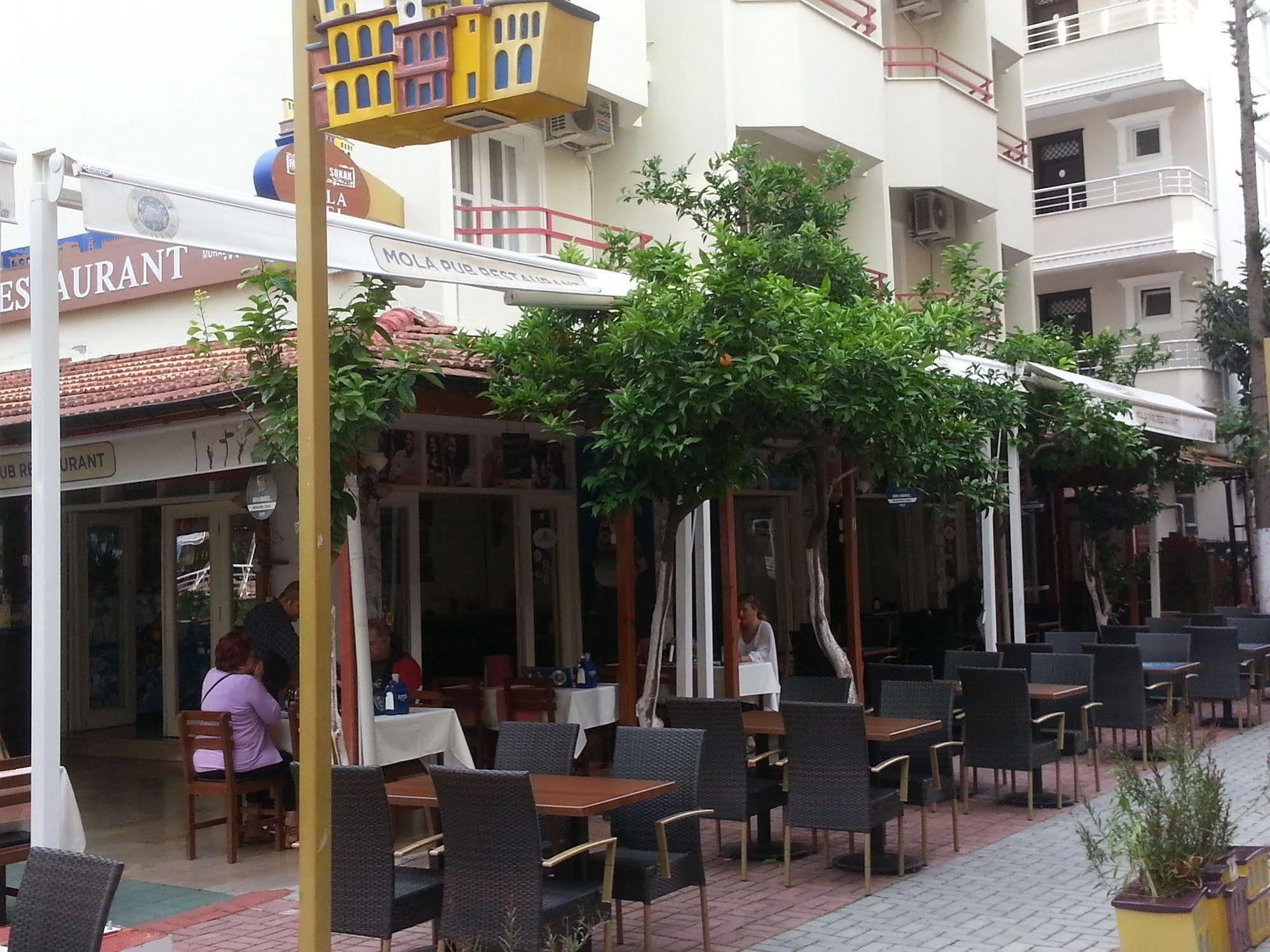אלאניה Mola Hotel מראה חיצוני תמונה